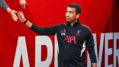Liverpool'da Giovanni van Bronckhorst devrimi!
