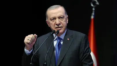 Cumhurbaşkanı Erdoğan: Büyüyoruz, işsizlik ve enflasyon düşüyor!