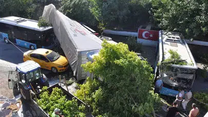 Tır köprüden uçtu: 1 ölü, 2 yaralı