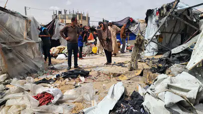 İsrail Gazze’de konut kulelerini vuruyor