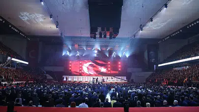 Mahkemenin iptal kararına rağmen CHP İstanbul kongresi başladı