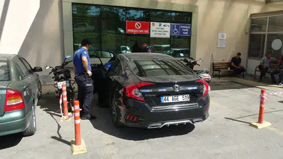 Malatya'da kalp krizi geçiren sürücü 7 araca çarptı!