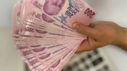 Bankacılık sektöründe mevduat 25,1 trilyon lirayı aştı: TL yükseldi, döviz geriledi