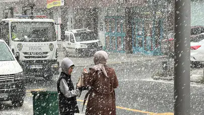 Meteoroloji'den 27 il için sarı kodlu uyarı! İstanbul'da kar yağışı ne kadar sürecek, yarın okullar tatil mi?