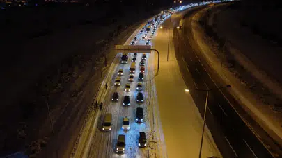 TEM Otoyolu Bolu geçişi, 7 saatin sonunda trafiğe açıldı