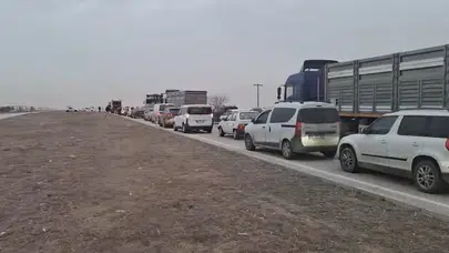 Konya'da kum fırtınası trafiği olumsuz etkiledi!