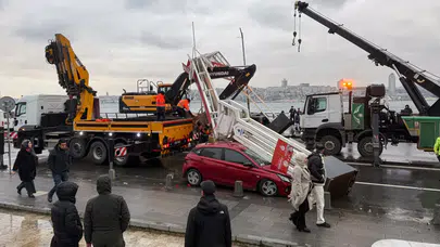 Üsküdar Harem Sahil Yolu’nda kaza: Yol çift yönlü trafiğe kapandı!