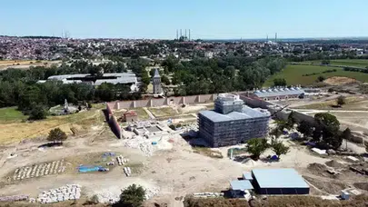 Edirne Sarayı kazısında Balkan Savaşı şehitlerinin toplu mezarı bulundu: Üniformalarıyla defnedilmişler!