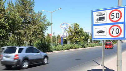 Türkiye genelinde hız levhalarında büyük düzenleme: 58 bin levha kaldırıldı