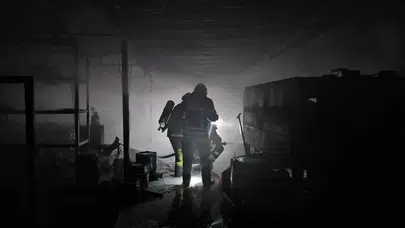 Çorum'da halı yıkama fabrikasında yangın!