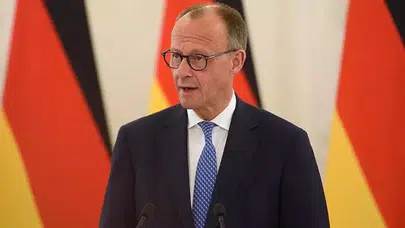 Almanya Başbakanı Merz: İran rejiminin son günlerini yaşıyoruz