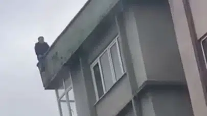 Bursa'da eşiyle barışmak isteyen şahıs çatıya çıkarak intihara kalkıştı