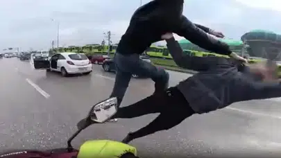 Bursa’daki tekme tokatlı kavgada sürücülerin ehliyetine el konuldu