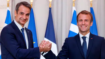 Yunanistan ve Fransa savunma iş birliği anlaşmasını yeniliyor