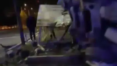 Nevşehir'de feci kaza: Hafif ticari araç ile işçi servisi çarpıştı, 1 ölü 14 yaralı!