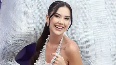 Dilan Polat’tan Yıldız Tilbe taklidi