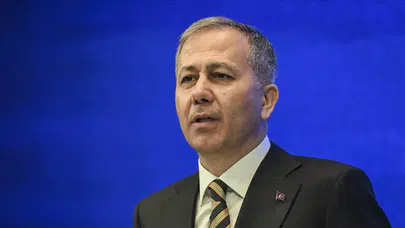 Bakan Yerlikaya duyurdu: Kütahya'da yaya önceliğini ihlal eden kamyon sürücüsü yakalandı