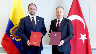 Bakan Ali Yerlikaya Ekvadorlu mevkidaşı Oviedo ile görüştü