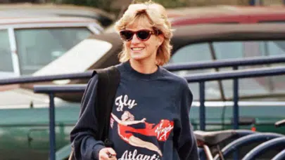 Prenses Diana'nın ikonik kıyafetlerinden biri tekrar satışa sunuldu!