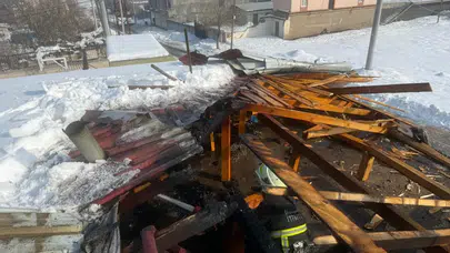 Diyarbakır'da bir okulda sobadaki kıvılcımdan yangın çıktı