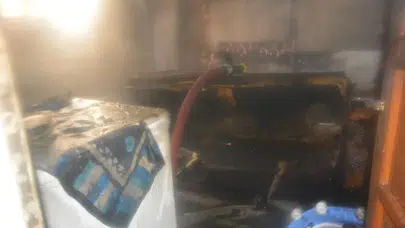 Ordu Ünye'de bir apartmanın zemin katında yangın çıktı