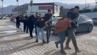 Hatay'da şiddet uygulayıp banka hesabındaki 35 bin TL'yi gasp eden 6 kişi tutuklandı