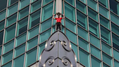 Sporcu Alex Honnold, Tayvan'ın en yüksek binasına halatsız çıktı!