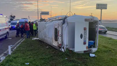 Aydın'da fabrika işçilerini taşıyan minibüs devrildi: 16 kişi yaralandı