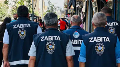 Mersin'de zabıta ekipleri merdiven altı üretilen 6 bin 86 kavanoz sahte kremi ele geçirdi