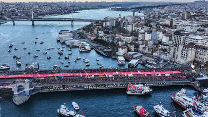 Galata Köprüsü'nde büyük Gazze yürüyüşü!