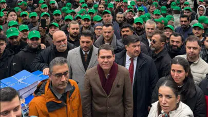 Martı TAG destekçileri Bursa UKOME önünde toplandı