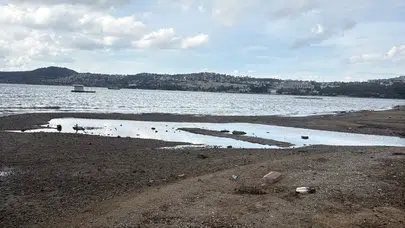 Bodrum'da Gümbet ve Bitez sahilinde deniz çekildi