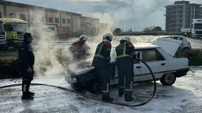 Söke'de otomobil alev alev yandı!