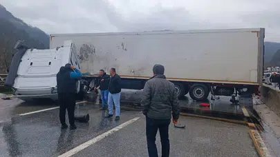 D-650 karayolunda kaza: Bilecik-Sakarya istikameti trafiğe kapatıldı!