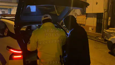 Bursa'da sürücü polisin dur ihtarına uymadı, 10 kilometre kaçtı