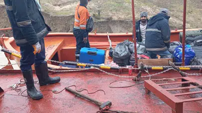 Karadeniz’de sürüklenen Türk gemisi Kerç Boğazı’nda karaya oturdu