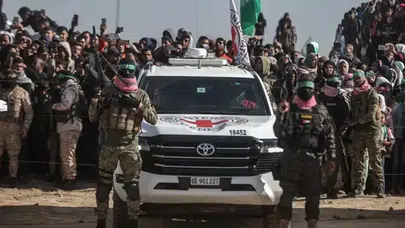 İsrail, 10 Filistinli esiri daha serbest bıraktı