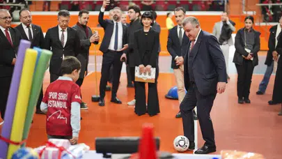 Bakan Bak : Bir milyon lisanslı sporcu hedefimiz var