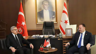 KKTC Meclis Başkanı Öztürkler ile Hüseyin Yayman Lefkoşa’da görüştü