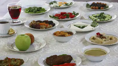 Ramazan'ın 4. günü için iftar menüsü : Çorbadan tatlıya dengeli bir menü!
