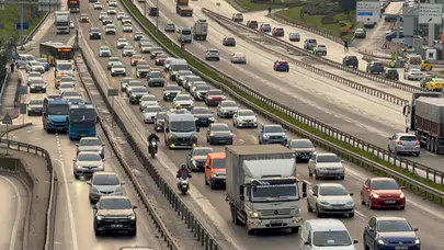 İstanbul'da trafik yoğunluğu yüzde 65 ölçüldü