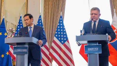 Slovakya Başbakanı Fico : İstanbul’da masada bir anlaşma hazırdı ve savaş bitebilirdi