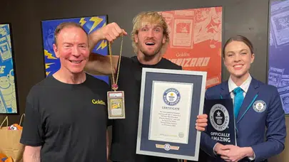 Logan Paul’dan tarihi satış: Pokemon kartını 16,5 milyon dolara sattı!