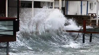 Meteoroloji uyarı : Ege Denizi'nde fırtına bekleniyor