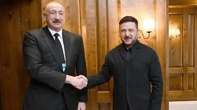 Azerbaycan Cumhurbaşkanı Aliyev, Zelensky ile bir araya geldi