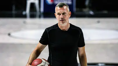 Alperen Şengün'ün antrenörü İzmir'de gençlerle buluşacak