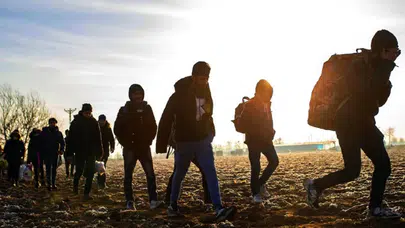 Düzce'de jandarma ekipleri tarafından 28 düzensiz göçmen yakalandı