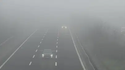 Bolu Dağı geçişinde sis etkili oldu : Görüş mesafesi 35 metreye düştü