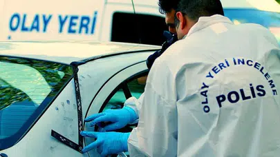 Antalya'da gizemli ölüm : Sağlık görevlisi arabasında ölü bulundu