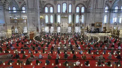 Ramazan ayının ilk cuma hutbesi yayımlandı: Konusu 'Ramazan, Cami ve Hayat'